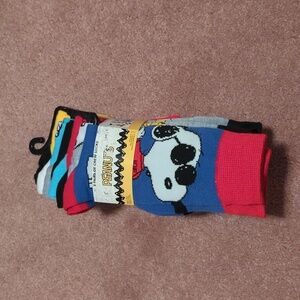 Peanuts Women's Crew Socks - Multi-Color 6 Pairs.New.Snoopy.Charlie Brown SALE